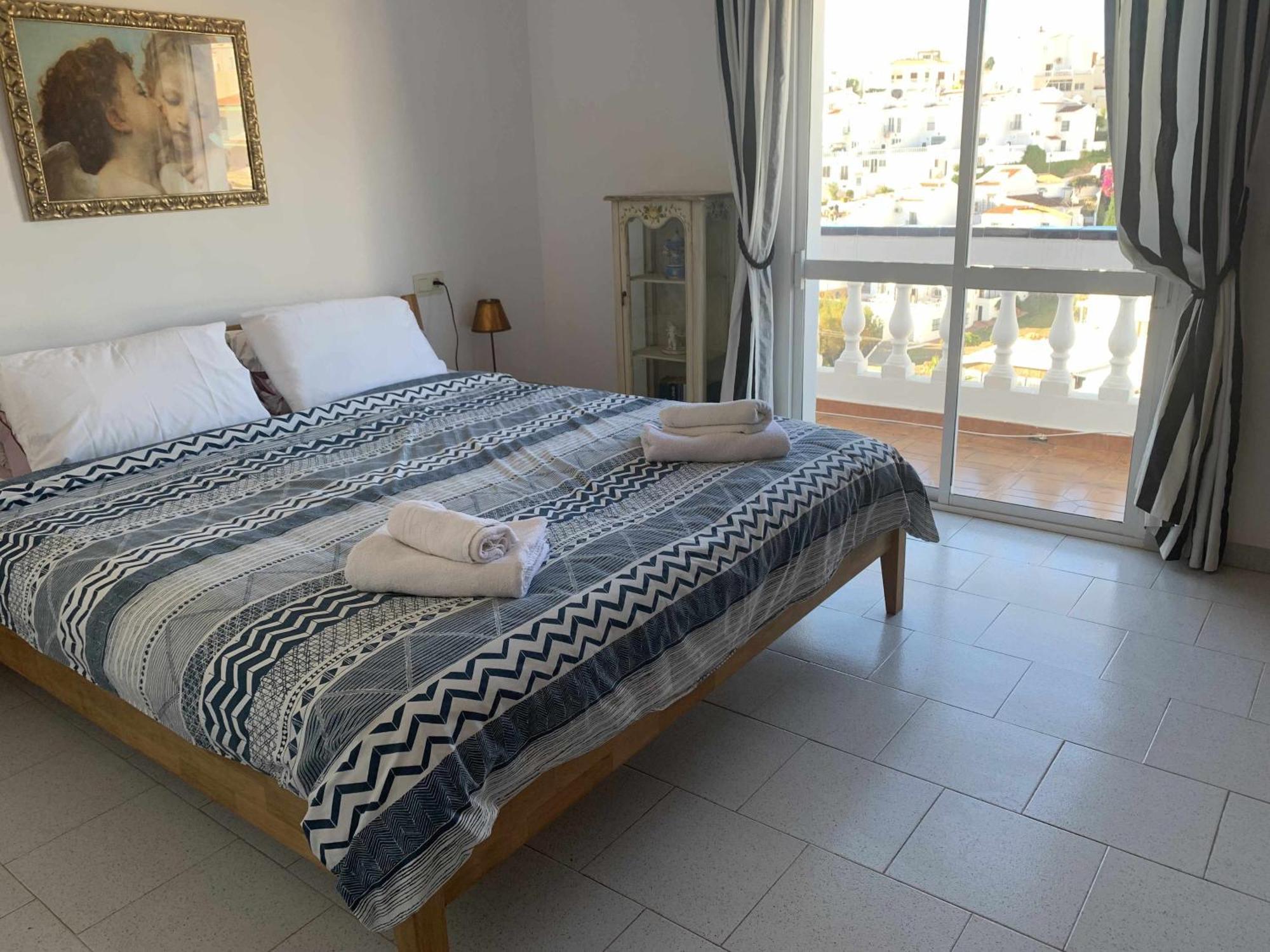 Casa Kaluel Adosado Blanco Villa เนร์คา ภายนอก รูปภาพ